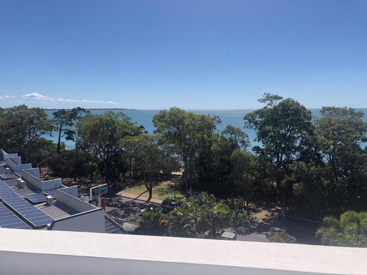 Grand Mercure Allegra Харві-Бей Екстер'єр фото View of Moreton Bay from the University of Queensland St Lucia campus