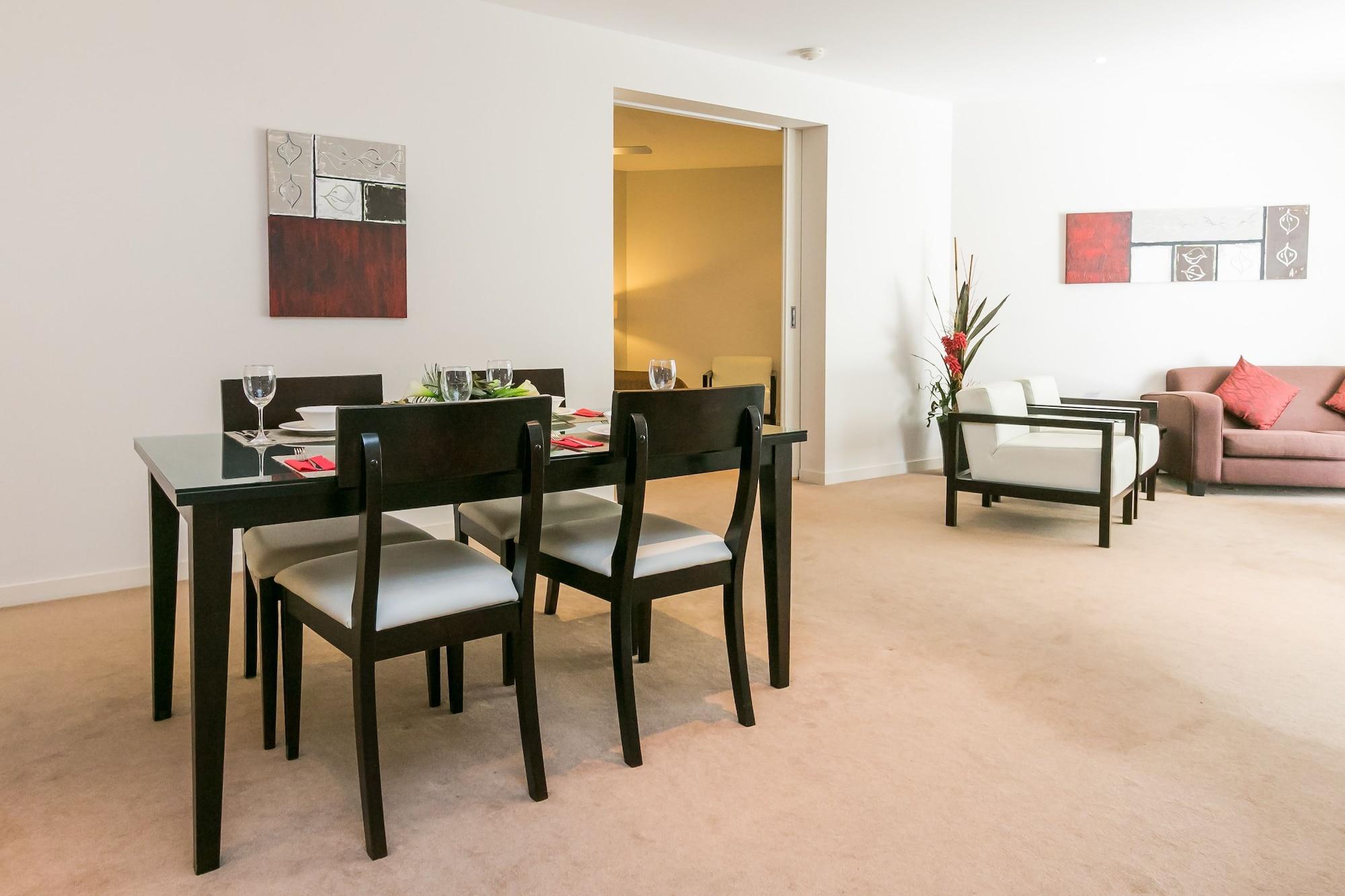 Grand Mercure Allegra Харві-Бей Екстер'єр фото A typical apartment at the complex